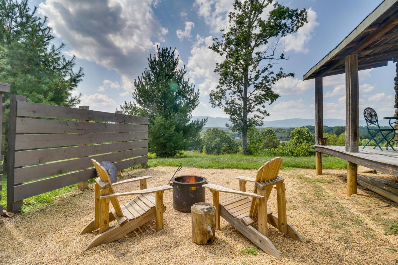 Rustic Baileys Retreat Cabin Near Wineries! Crozet Εξωτερικό φωτογραφία