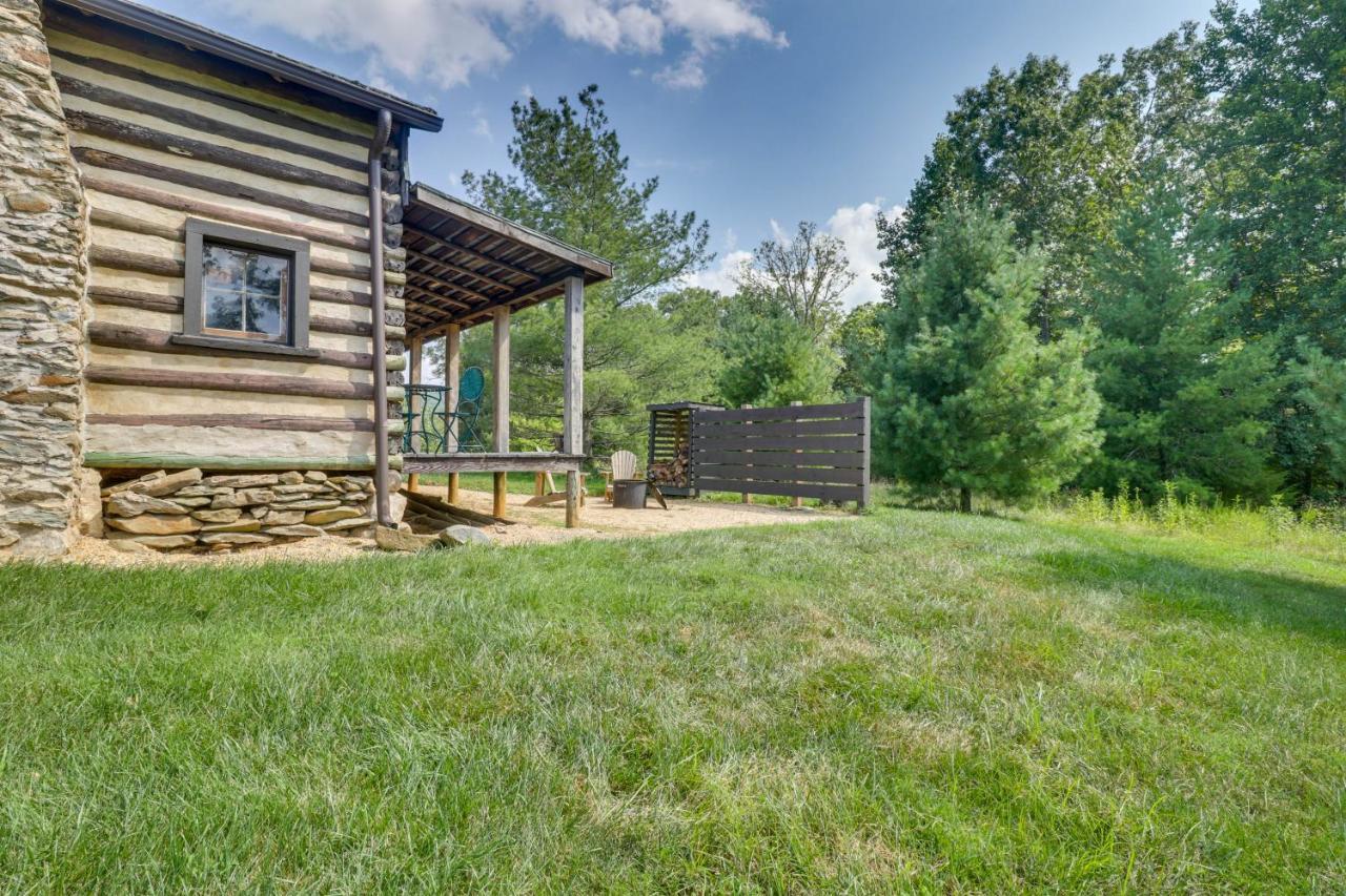 Rustic Baileys Retreat Cabin Near Wineries! Crozet Εξωτερικό φωτογραφία