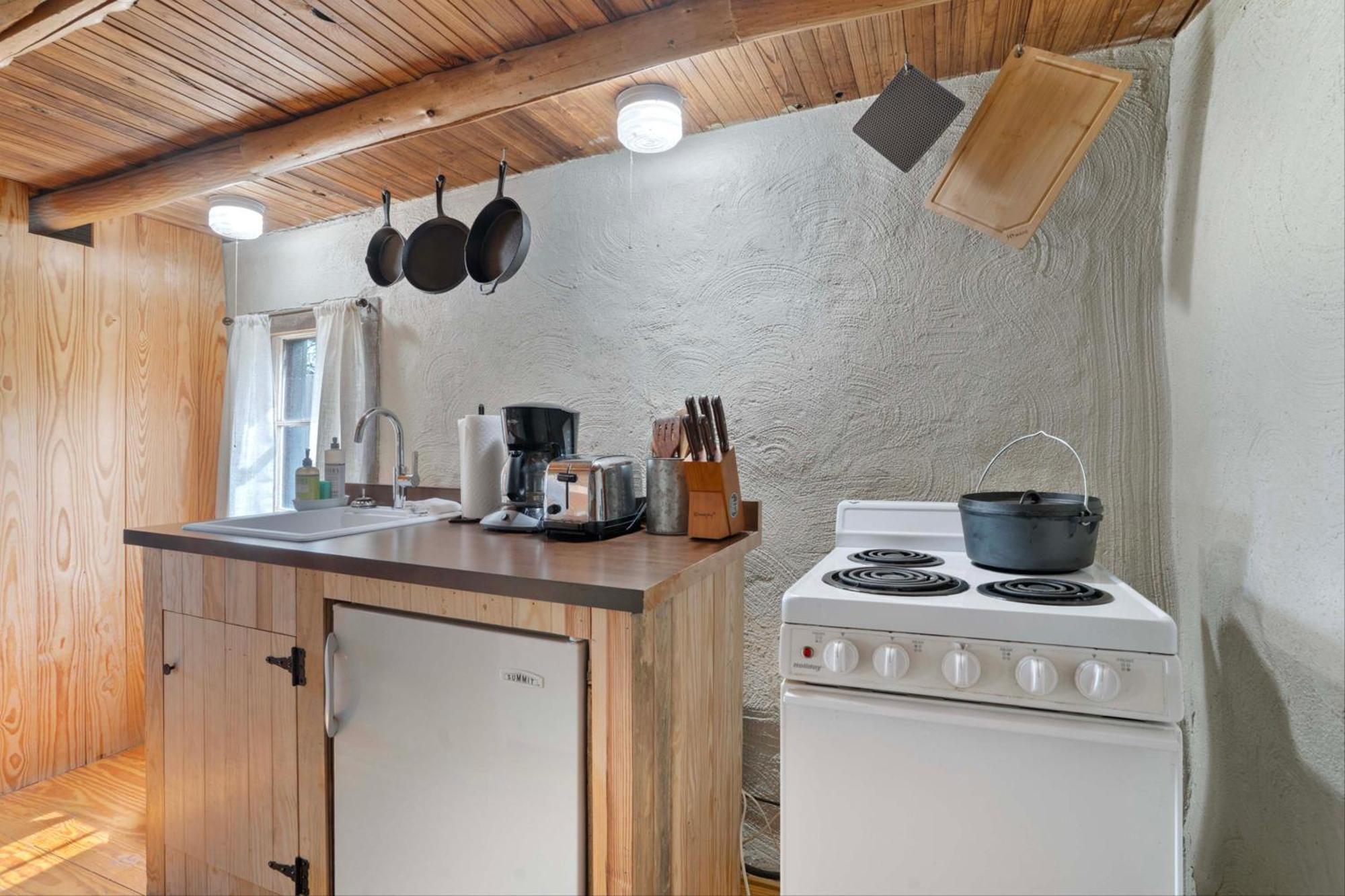 Rustic Baileys Retreat Cabin Near Wineries! Crozet Εξωτερικό φωτογραφία