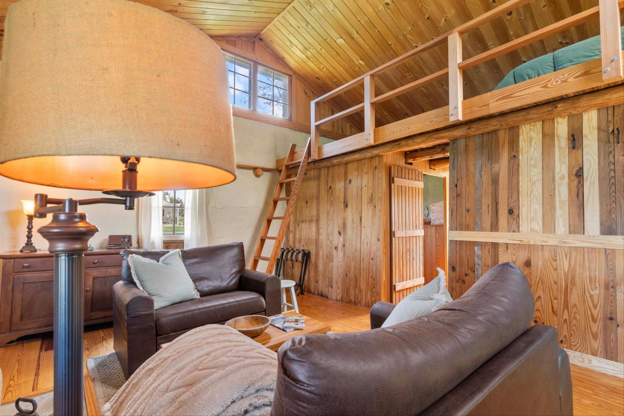 Rustic Baileys Retreat Cabin Near Wineries! Crozet Εξωτερικό φωτογραφία